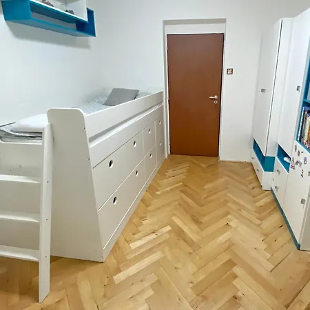 Apartment Na Perunske *